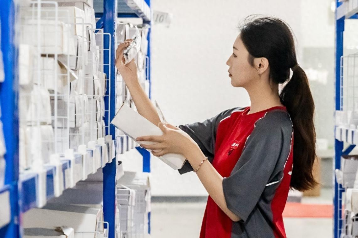 京東物流x芬馳合作再升級,溫州時尚行業專倉開倉!